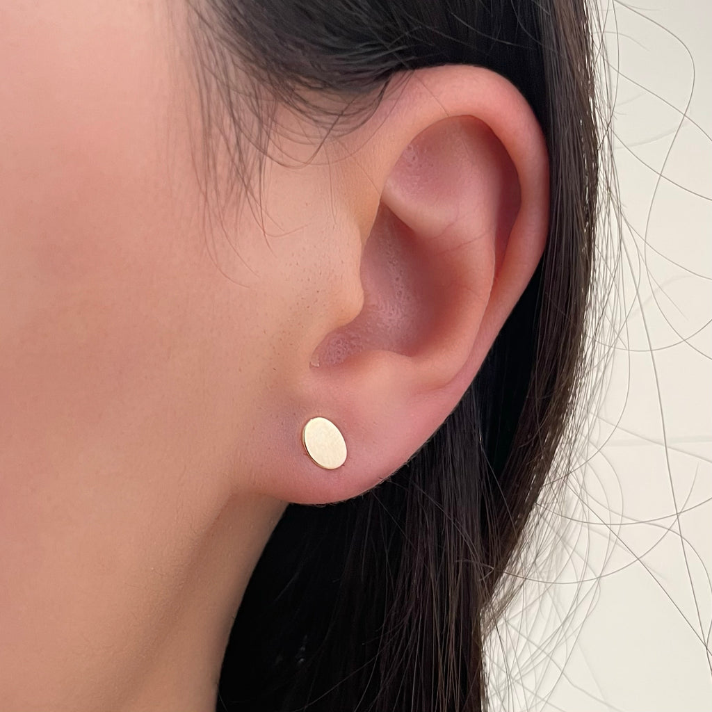 Oval Disk Stud Earrings