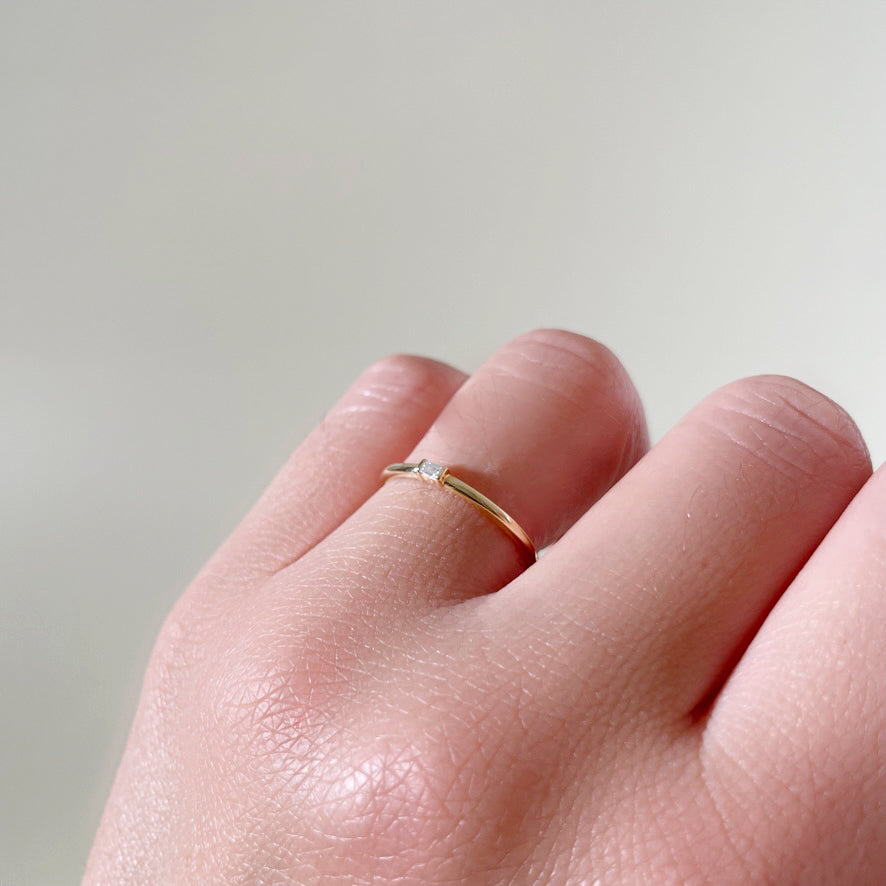 Diamond Baguette Prong Ring