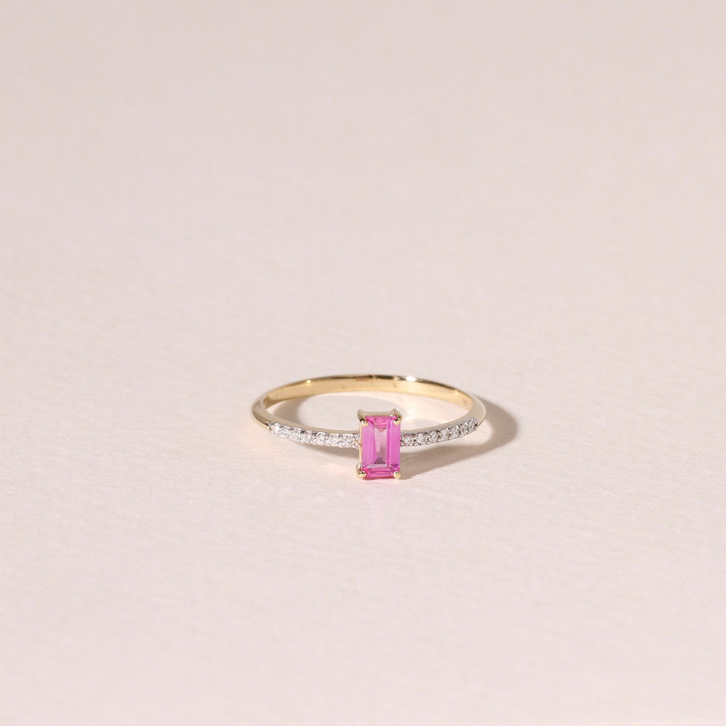 Pink Sapphire & Diamond Solitaire Ring