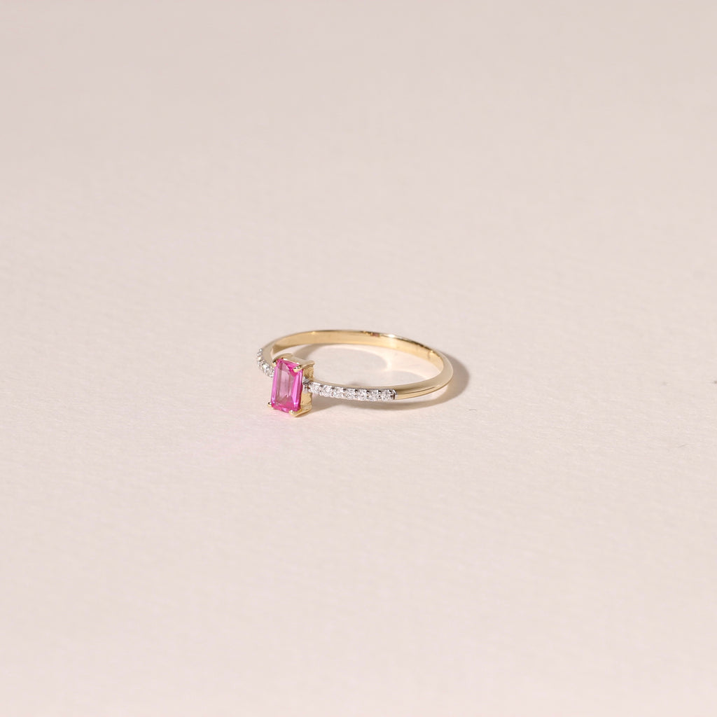 Pink Sapphire & Diamond Solitaire Ring