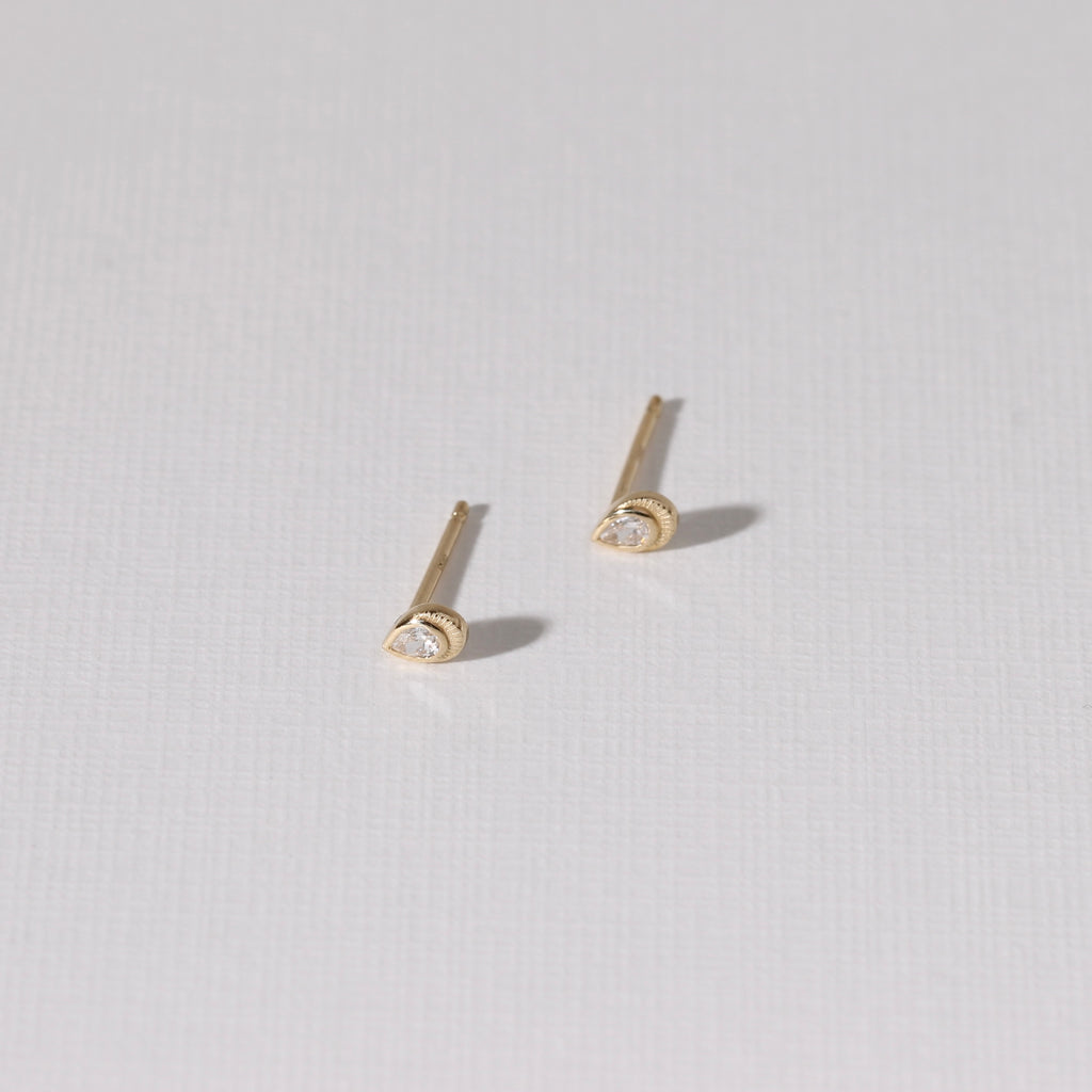 Pear Diamond Studs w/ Pattern