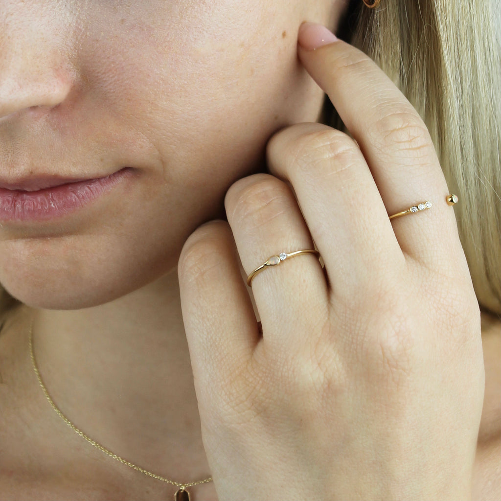 Round Diamond/Opal Pear Ring - LETRÉM