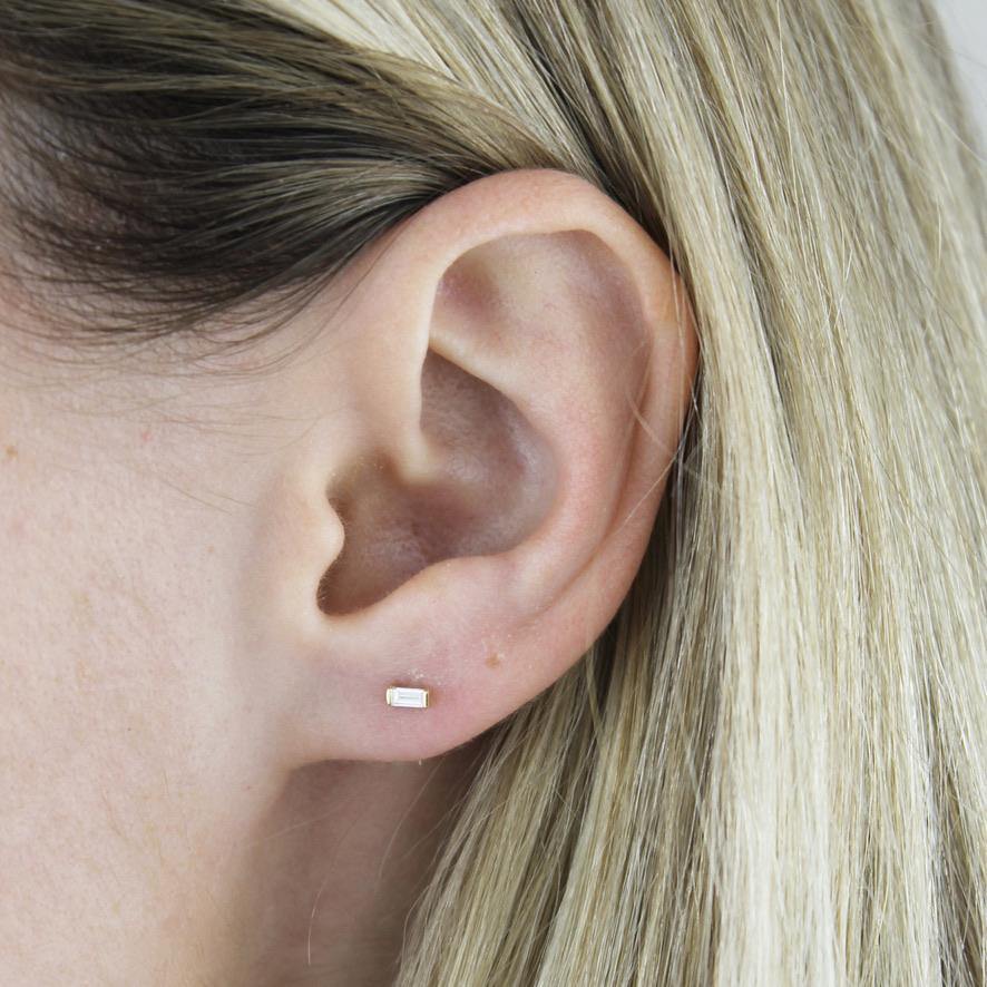 Diamond Baguette Stud Earrings - LETRÉM