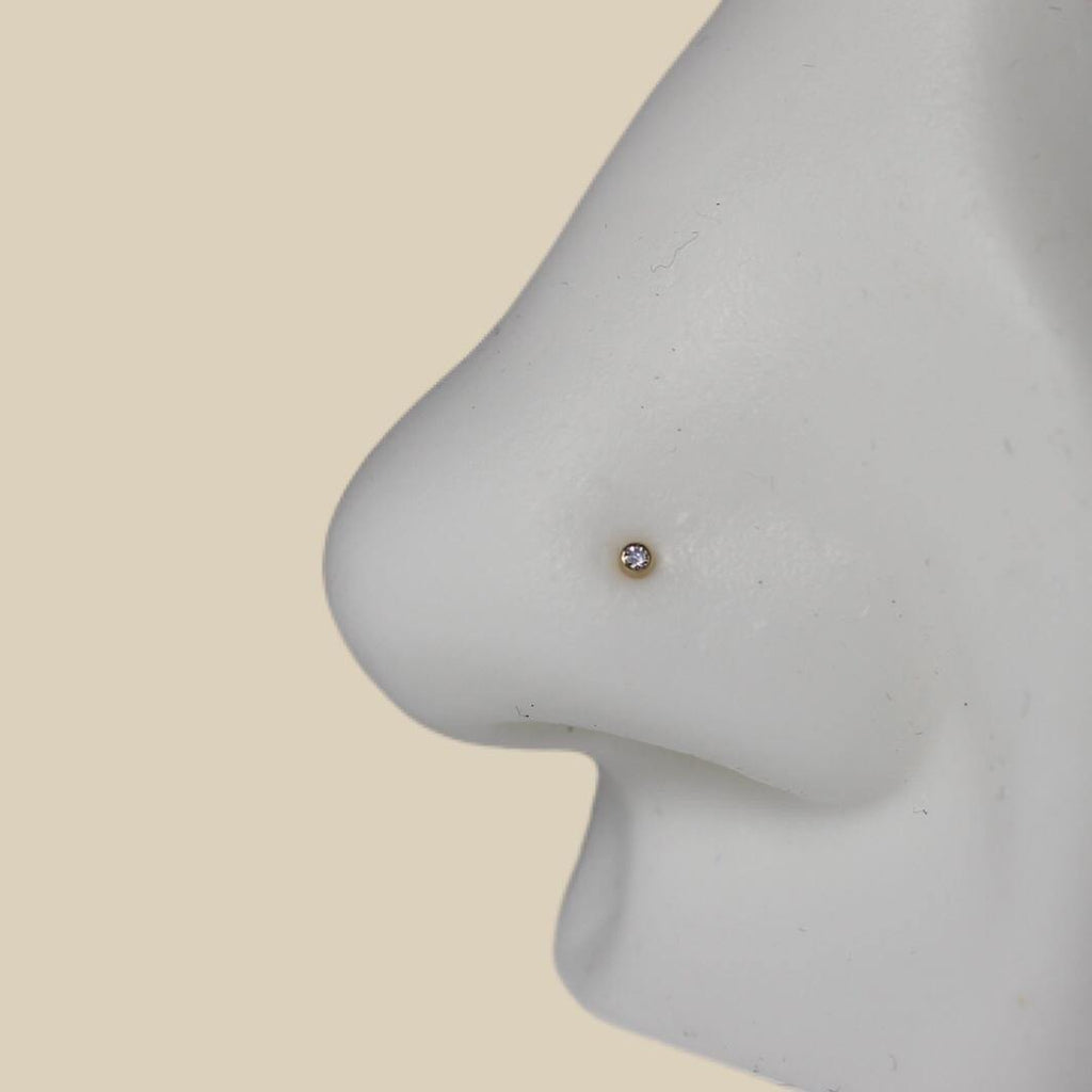 Diamond Bezel Nose Stud - LETRÉM