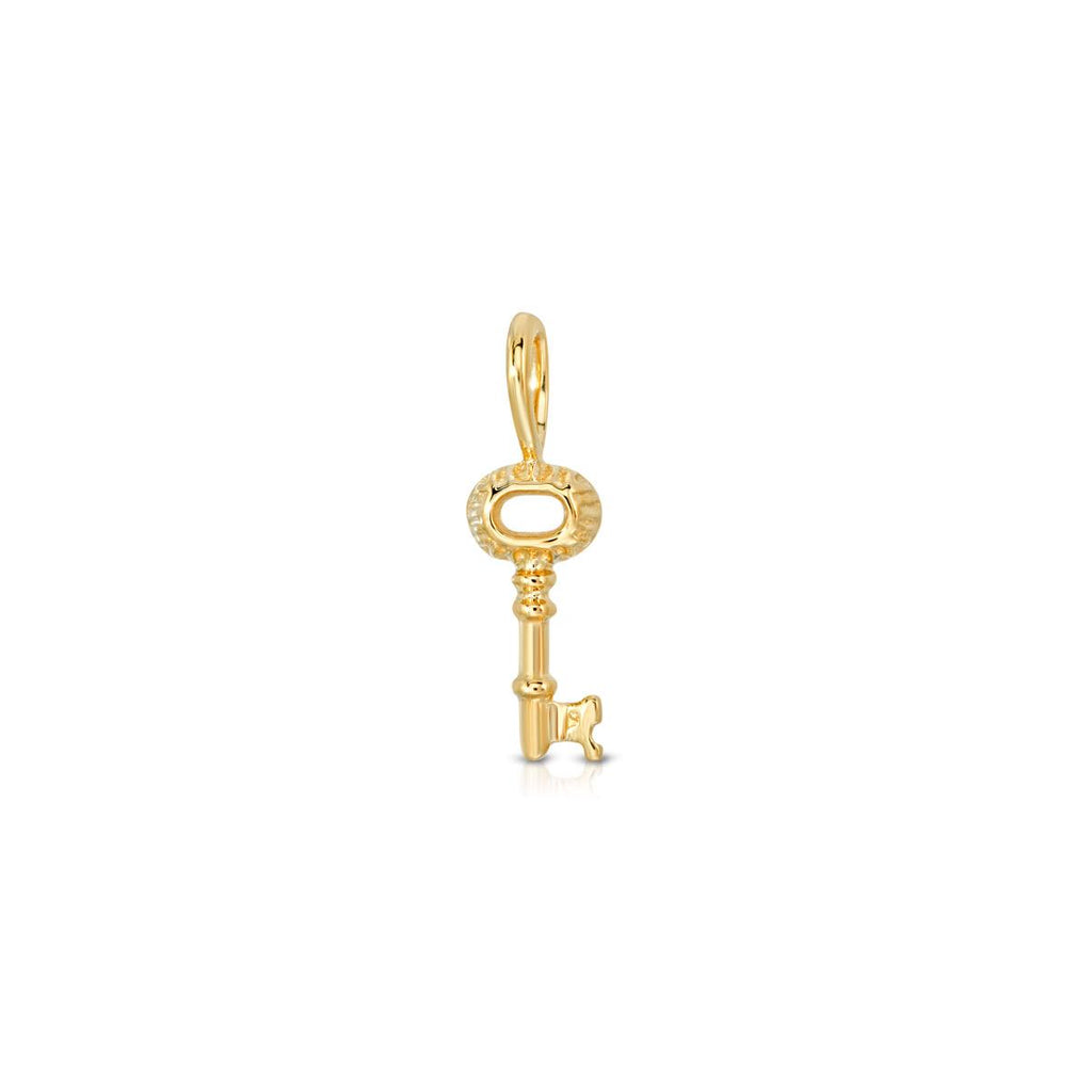 Tiny Gold Key Charm - LETRÉM